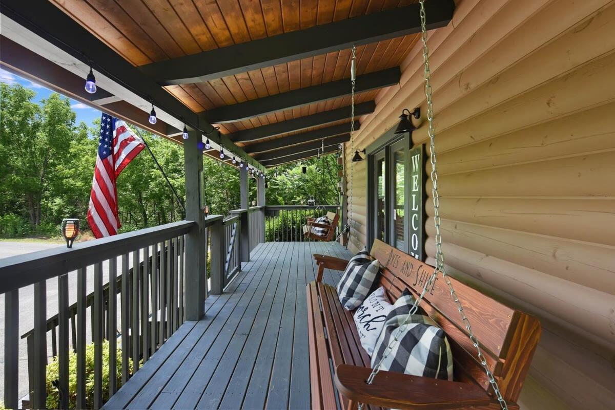Ryes And Shine Bootlegger'S Cabin! Hot Tub* Pool* Arcade* Billiards *Ev * Pet Friendly Sevierville Exteriör bild