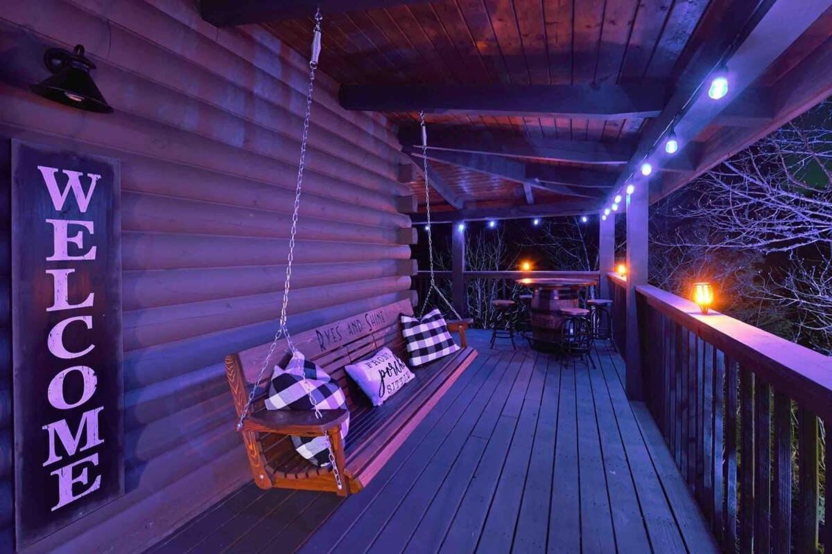 Ryes And Shine Bootlegger'S Cabin! Hot Tub* Pool* Arcade* Billiards *Ev * Pet Friendly Sevierville Exteriör bild